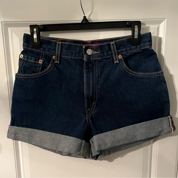 Vintage Levi's Classic Relaxed 550 Jean Cut Off Shorts- Size 6 - Picture 5 of 6